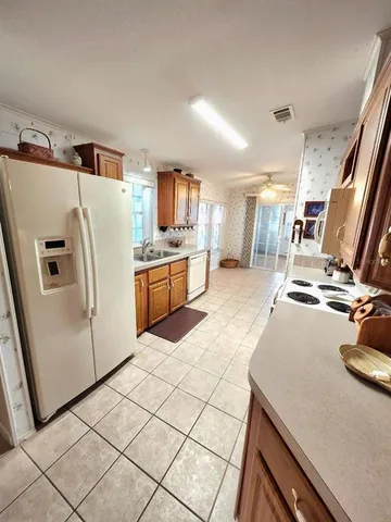 a view of a storage & utility room