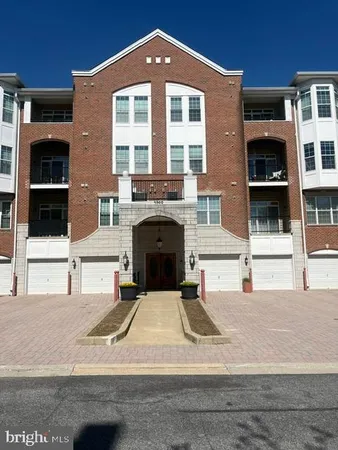 $550,000 | 5900 Great Star Drive, Unit 203, Clarksville, MD 21029