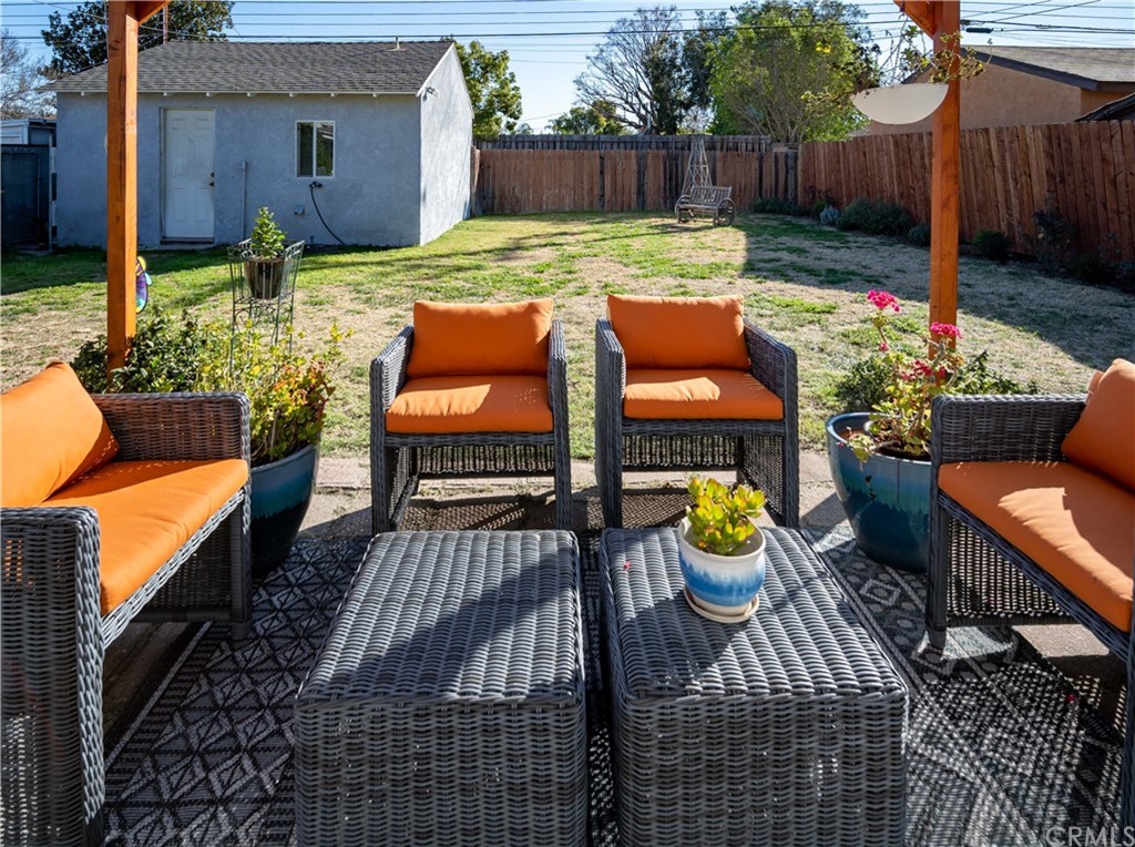 3708 West Victory Boulevard Burbank, CA 91505 - Photo 19 of 24 a view of outdoor sitting area with furniture and garden