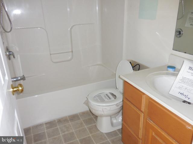 317 Maple Avenue, Unit 2 Hanover, PA 17331 - Photo 10 of 12 Gallery Image 10