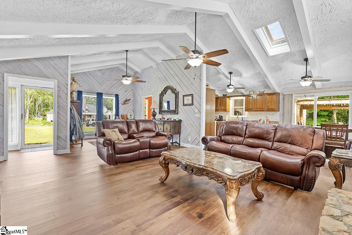 222 State Rd S-30-734 Laurens, SC 29360 - Photo 2 of 23