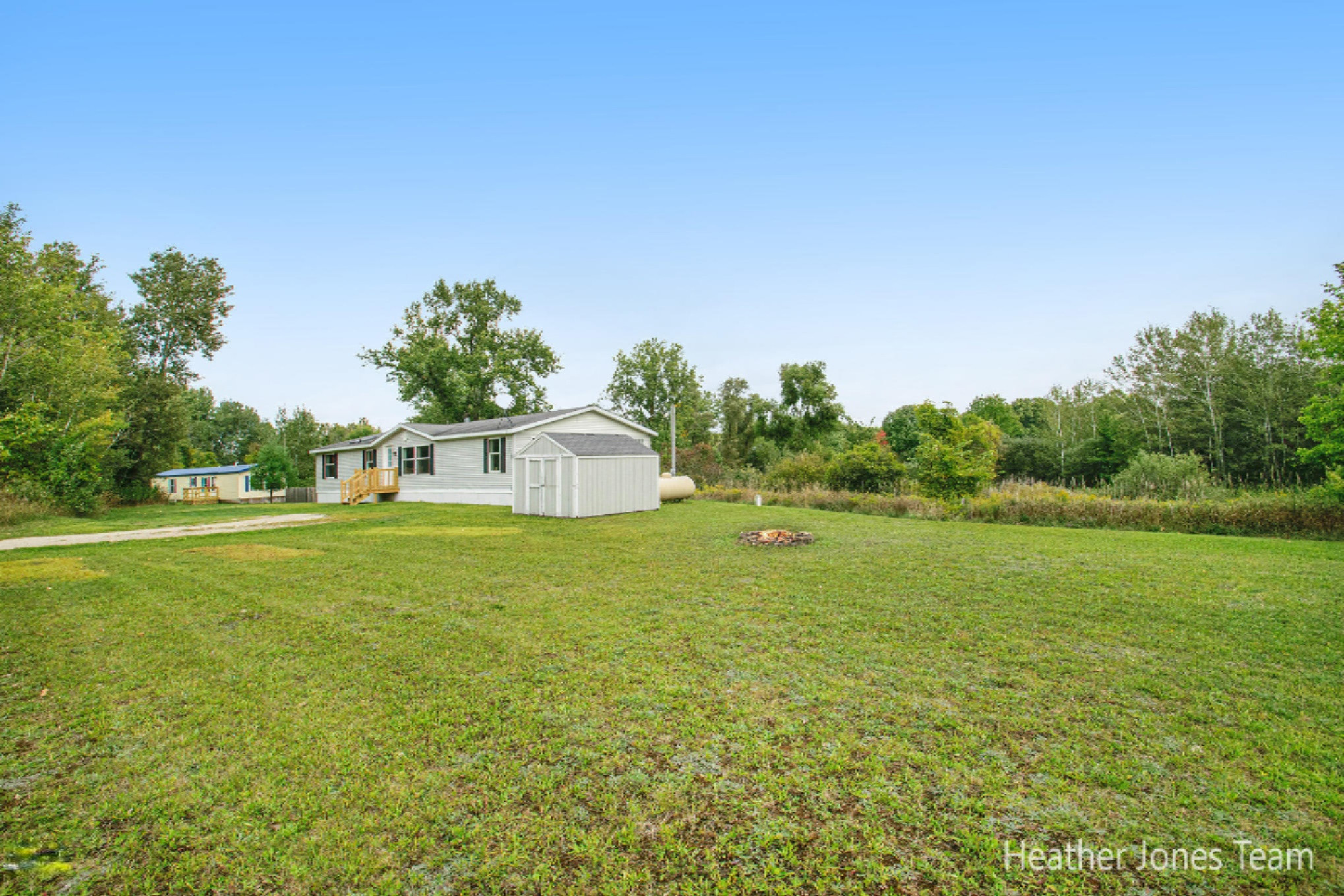 4154 North Johnson Road Coral, MI 49322 - Photo 2 of 22 DSC_6755