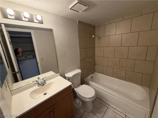 $1,525 | 3417 Civic Center Drive, Unit F, North Las Vegas, NV 89030