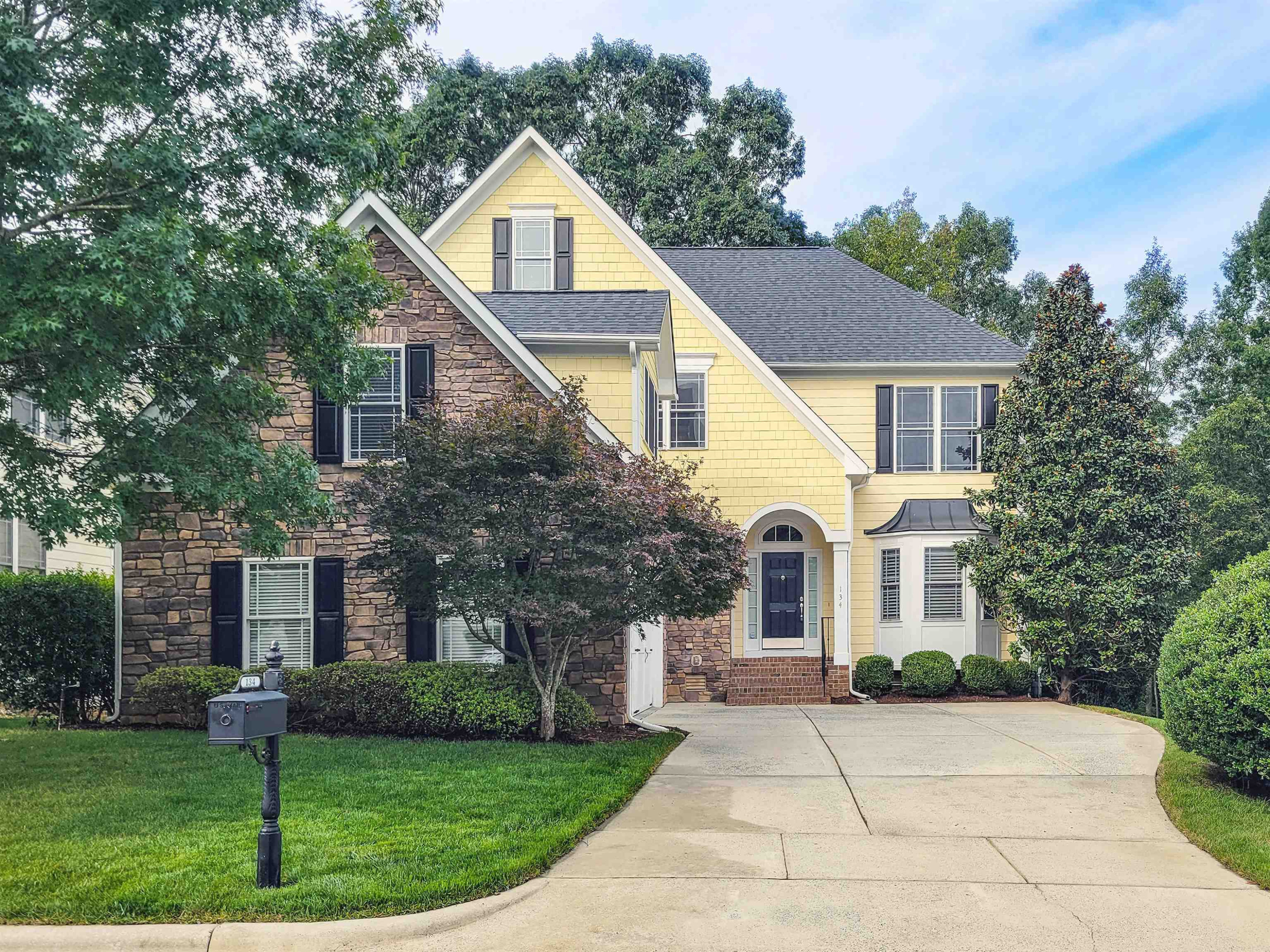 134 Juliet Circle Cary, NC 27513 - Photo 2 of 42 Photo 2