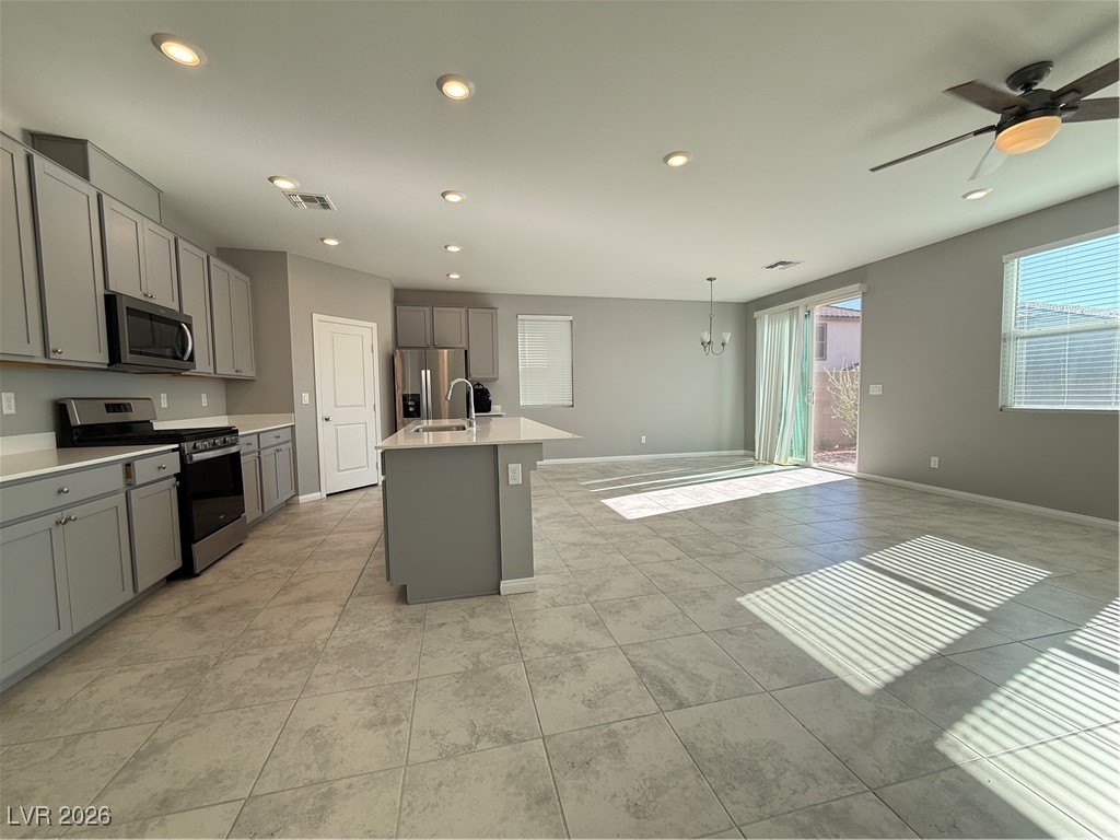 9745 Cannington Cliffs Avenue Las Vegas, NV 89178 - Photo 3 of 34