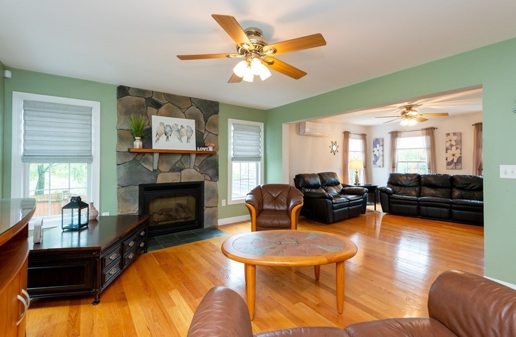 4 Stacia Road Peabody, MA 01960 - Photo 8 of 42 Gallery Image 8