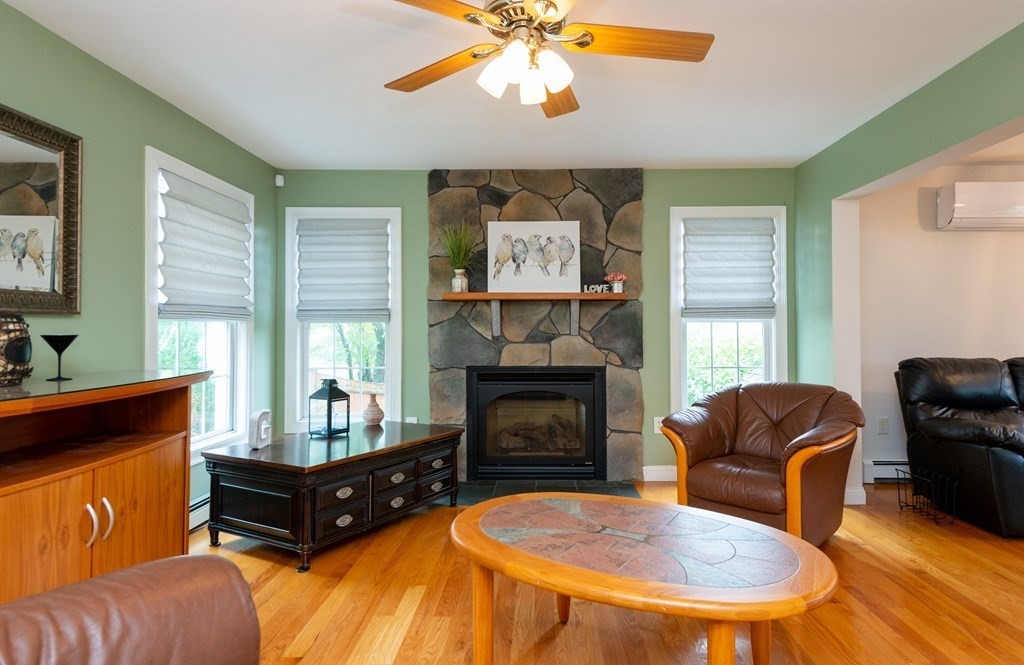4 Stacia Road Peabody, MA 01960 - Photo 9 of 42 Gallery Image 9