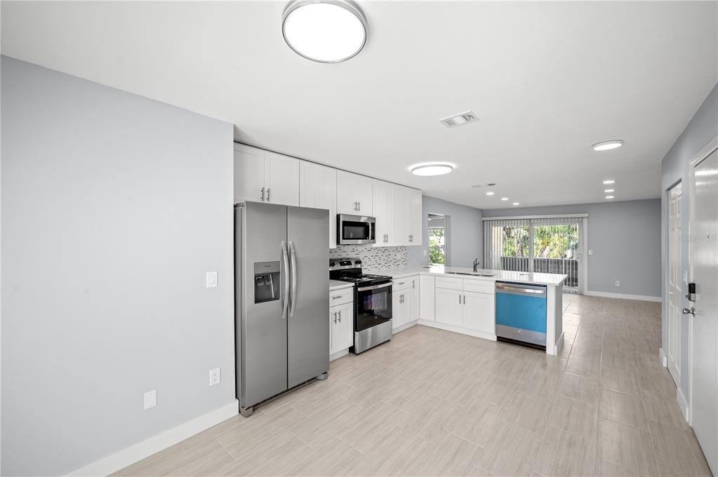 3453 Clark Road, Unit 251 Sarasota, FL 34231 - Photo 3 of 31