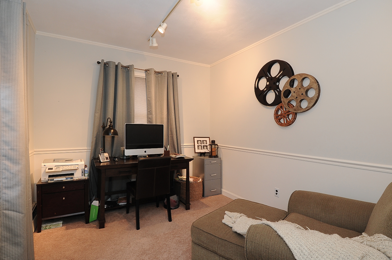 33 White Oak Shade Road New Canaan, CT 06840 - Photo 14 of 25 Office