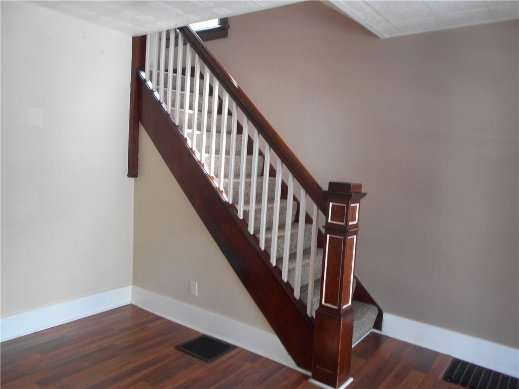 522 Roup Street Tarentum, PA 15084 - Photo 3 of 15 Gallery Image 3