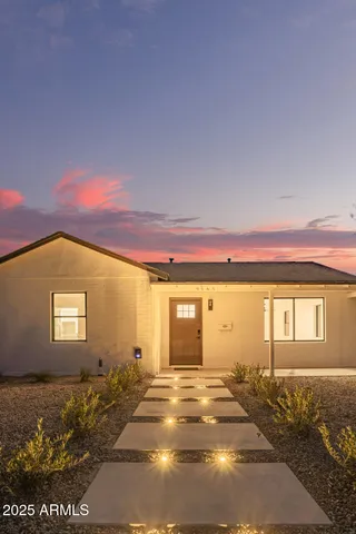 $378,000 | 9042 North 3rd Avenue, Phoenix, AZ 85021