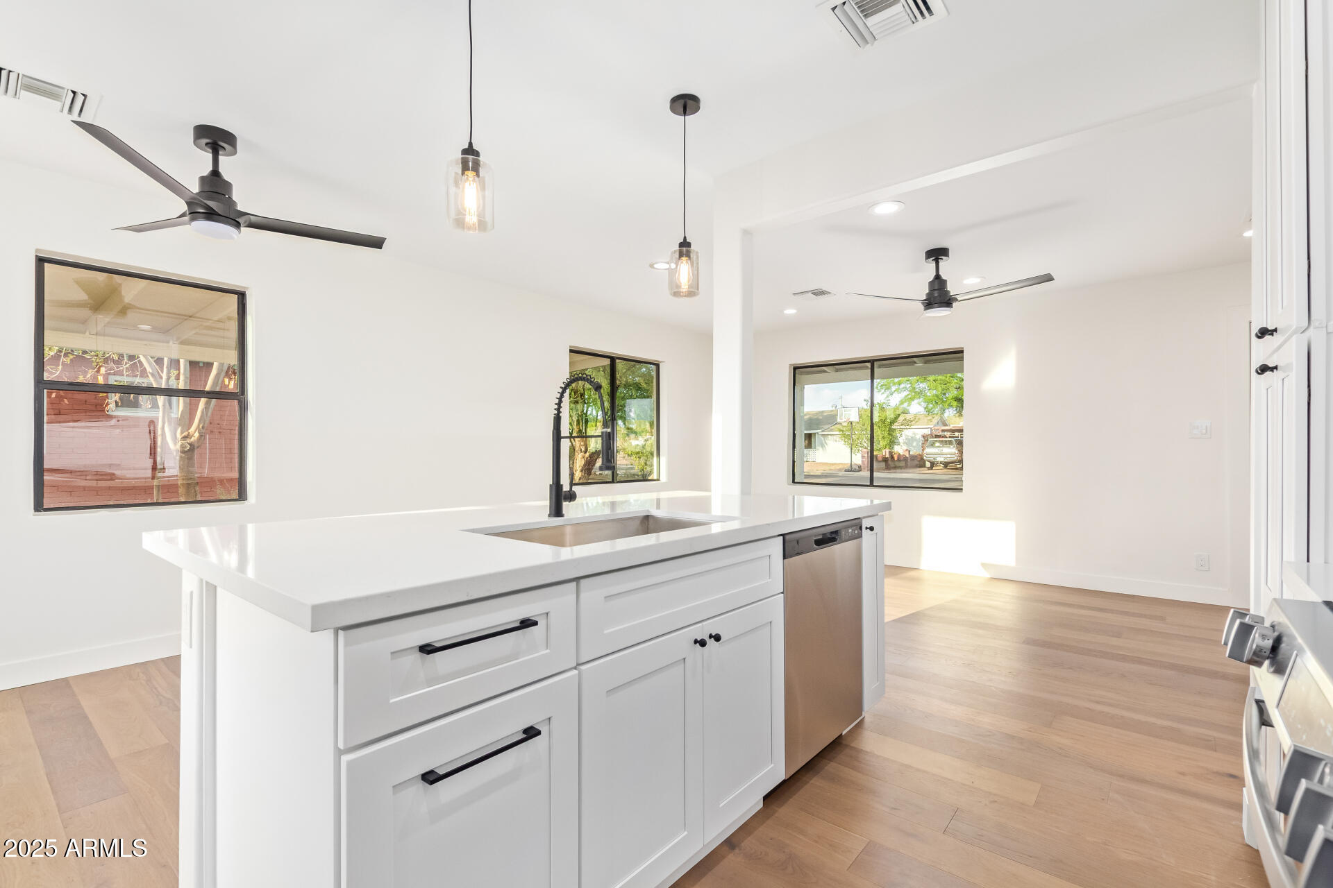 9042 North 3rd Avenue Phoenix, AZ 85021 - Photo 27 of 48 26 - 3rd