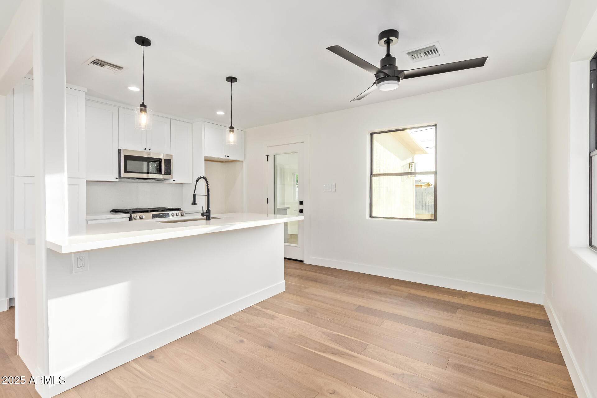 9042 North 3rd Avenue Phoenix, AZ 85021 - Photo 28 of 48 27 - 3rd