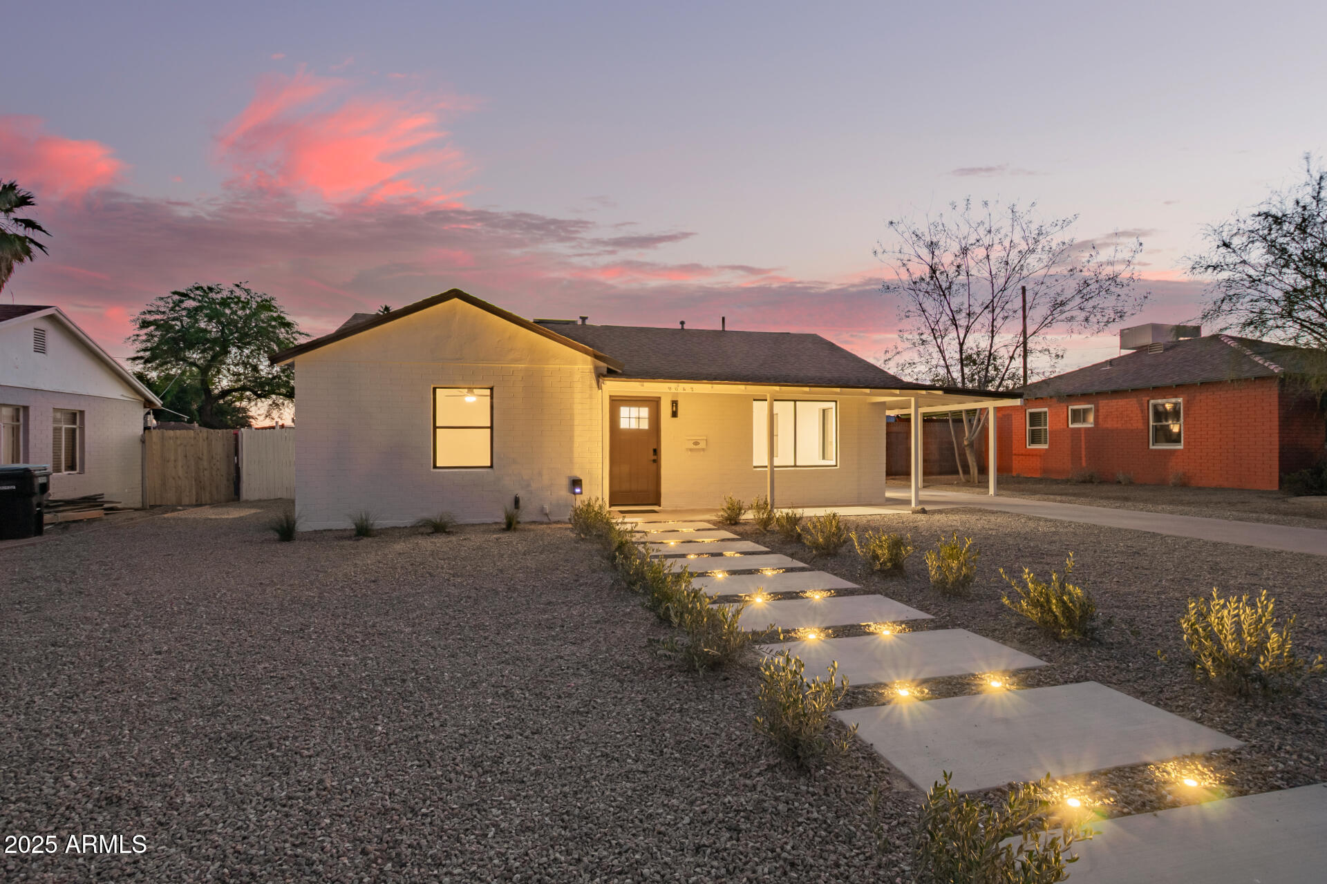 9042 North 3rd Avenue Phoenix, AZ 85021 - Photo 2 of 48 02 - 3rd