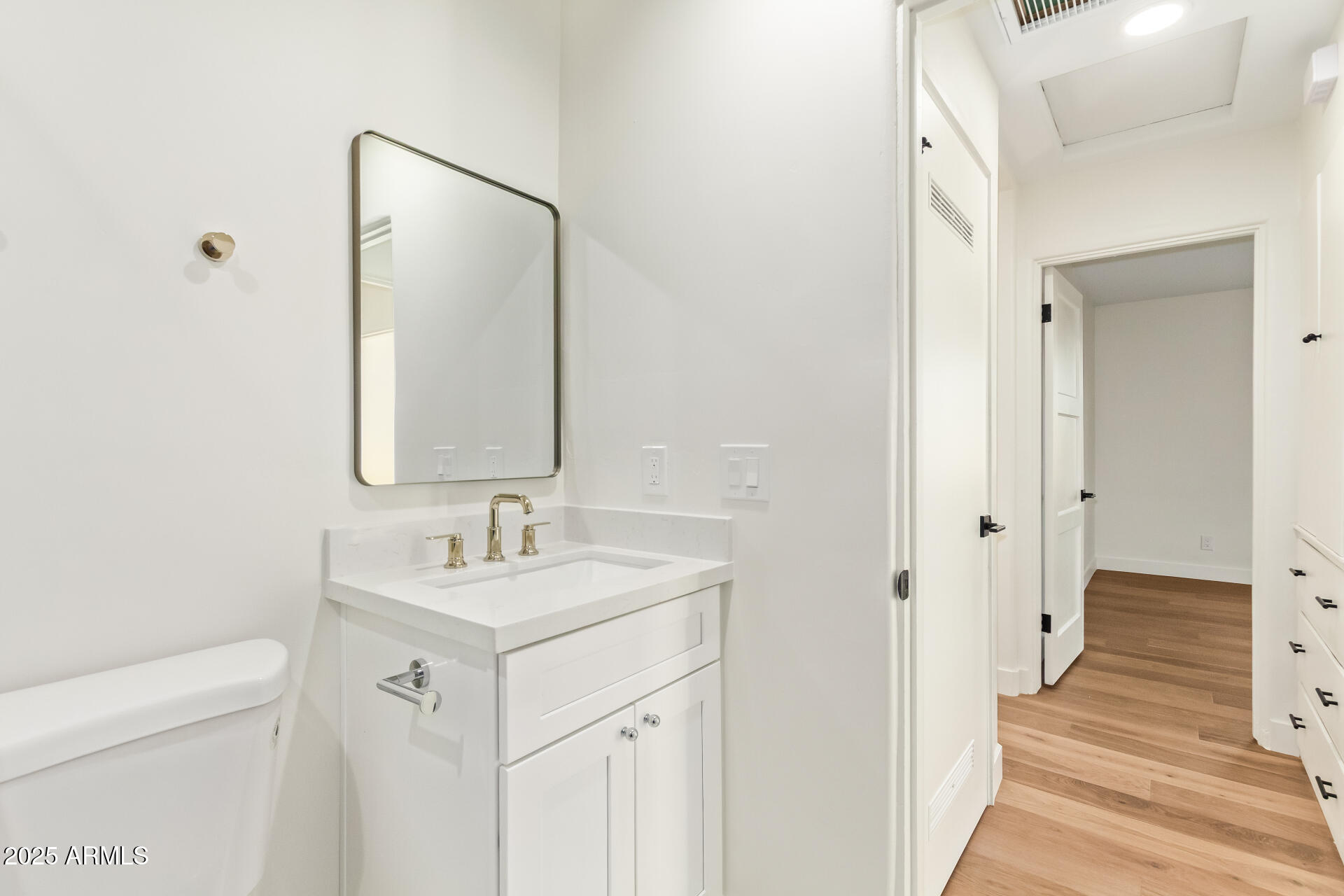 9042 North 3rd Avenue Phoenix, AZ 85021 - Photo 37 of 48 35 - 3rd