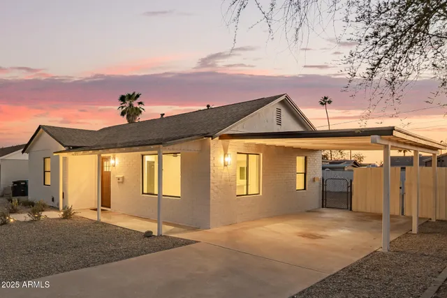 $378,000 | 9042 North 3rd Avenue, Phoenix, AZ 85021