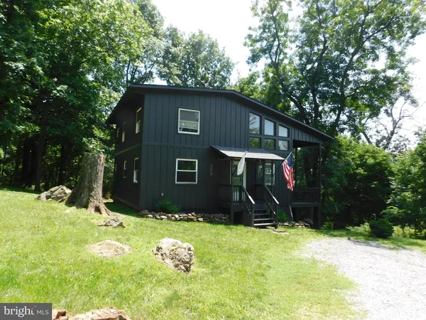 $2,050 | 229 Sunset Lane, Linden, VA 22642