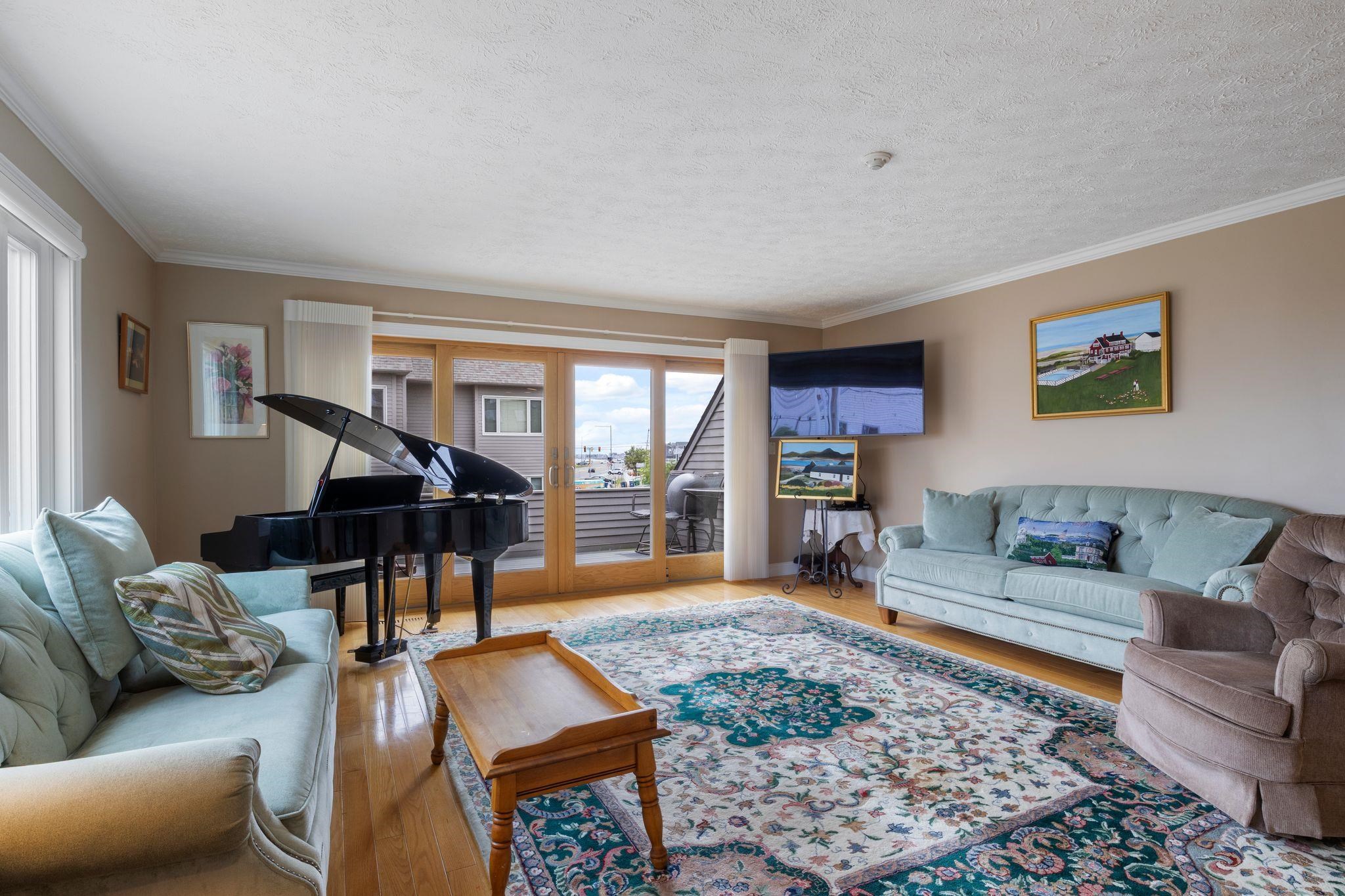 939 Ocean Boulevard, Unit 6 Hampton, NH 03842 - Photo 3 of 37