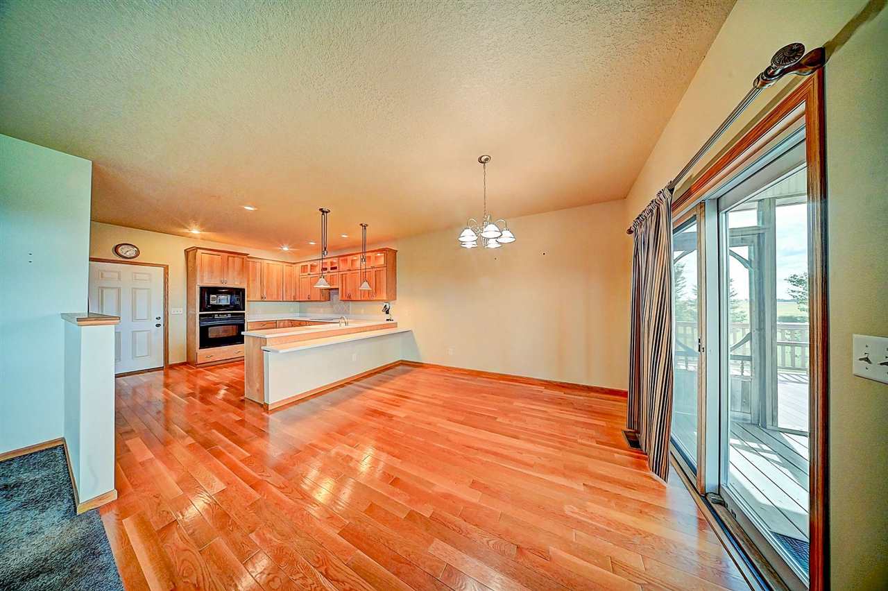 1290 Elder Ridge Road West Liberty, IA 52776 - Photo 5 of 45 Gallery Image 5