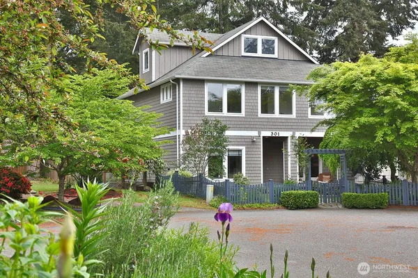 $945,000 | 301 Noblecliff Place, Langley, WA 98260