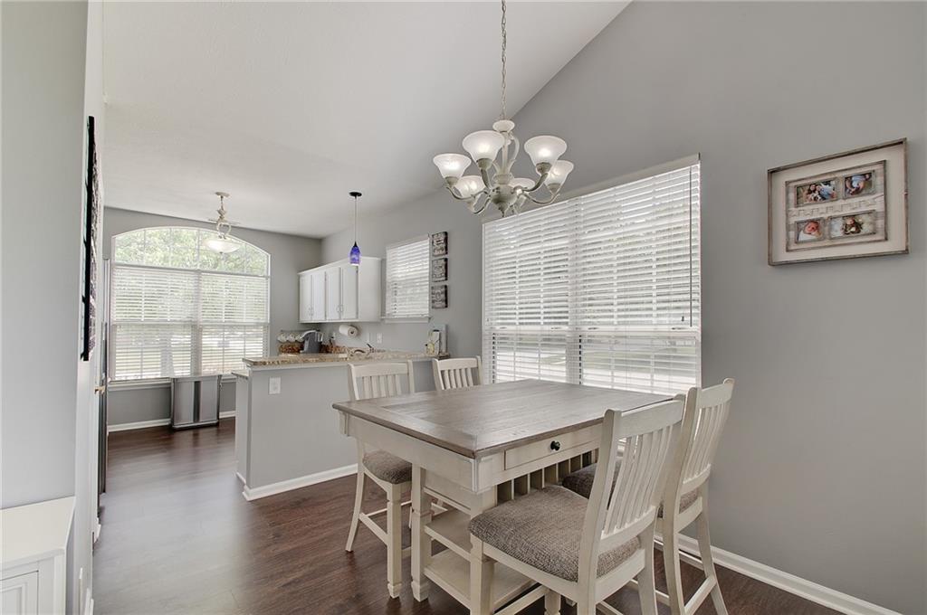 11160 Ruckle Street Carmel, IN 46032 - Photo 6 of 26 Gallery Image 6