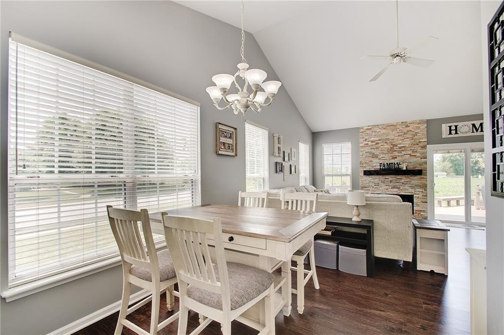 11160 Ruckle Street Carmel, IN 46032 - Photo 7 of 26 Gallery Image 7