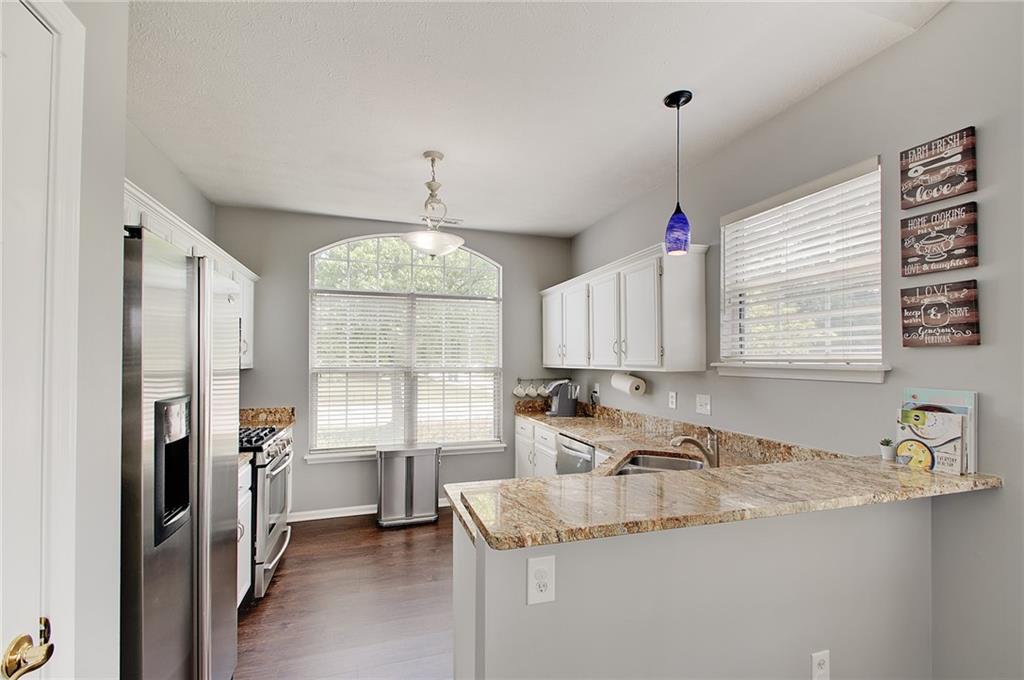 11160 Ruckle Street Carmel, IN 46032 - Photo 8 of 26 Gallery Image 8