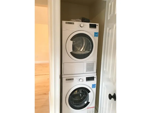 $550,000 | 33-35 Intervale Avenue, Burlington, VT 05401