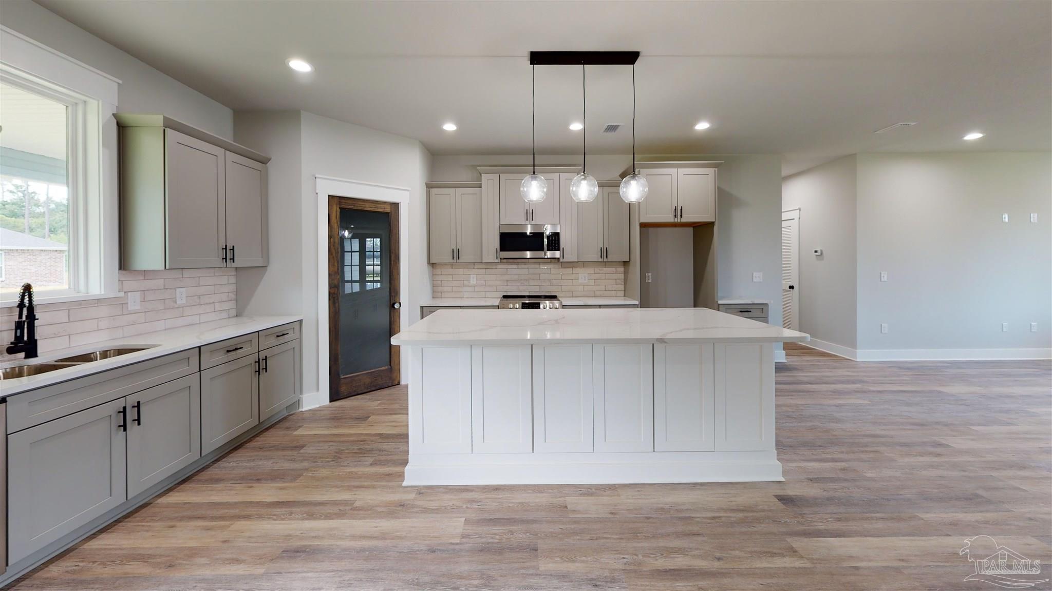 4819 Whitewood Road Gulf Breeze, FL 32563 - Photo 7 of 18 Gallery Image 7