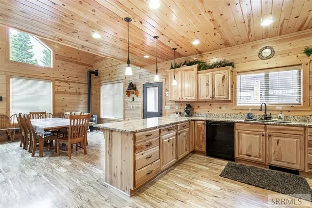 $999,998 | 4170 North Big Springs Loop Road, Island Park, ID 83429