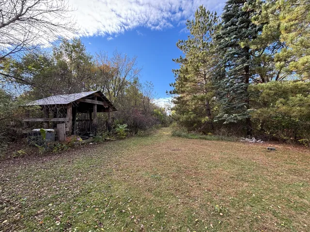 $415,000 | 46279 193rd Street, Morris, MN 56267