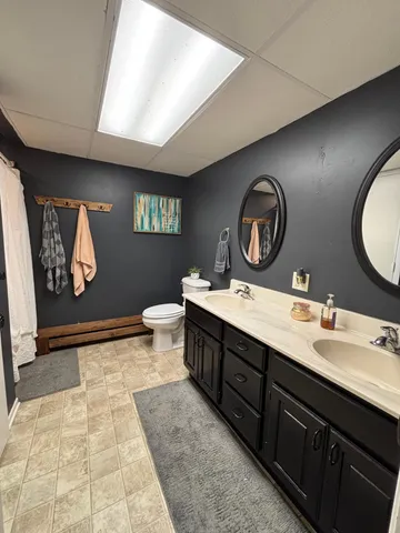 $415,000 | 46279 193rd Street, Morris, MN 56267