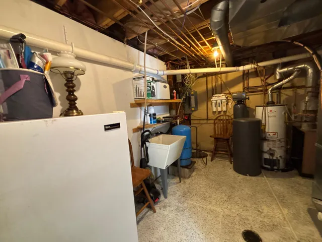 $415,000 | 46279 193rd Street, Morris, MN 56267