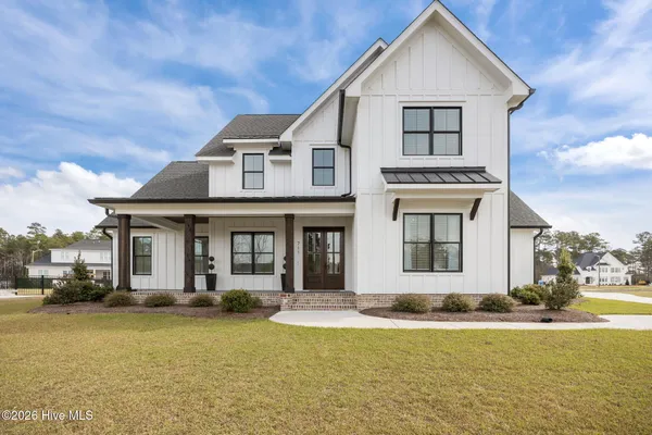 $925,000 | 711 Rupert Drive, Greenville, NC 27858