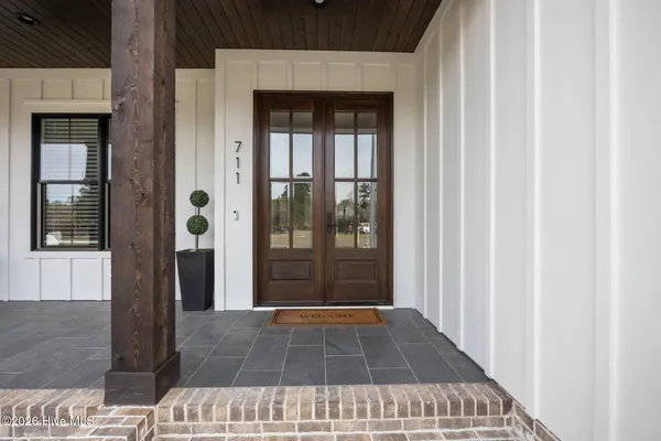 $925,000 | 711 Rupert Drive, Greenville, NC 27858