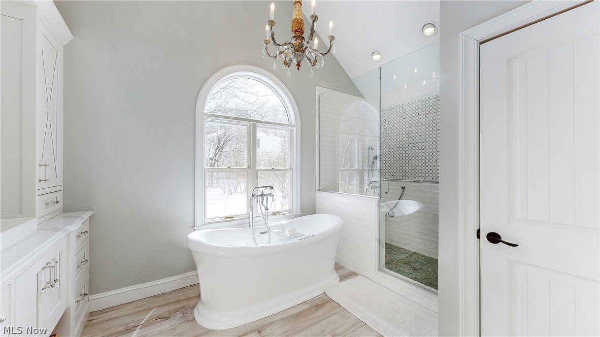 45 Greentree Road Chagrin Falls, OH 44022 - Photo 21 of 28 Master Bath