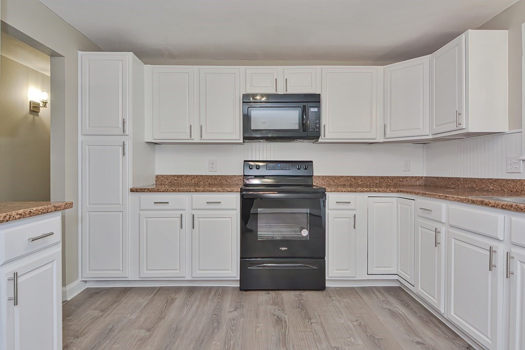 41 Neck Hill Road Mendon, MA 01756 - Photo 9 of 29 Gallery Image 9