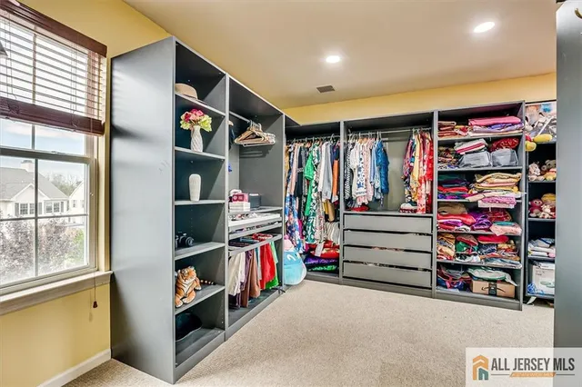 $789,000 | 17 Providence Boulevard, Kendall Park, NJ 08824