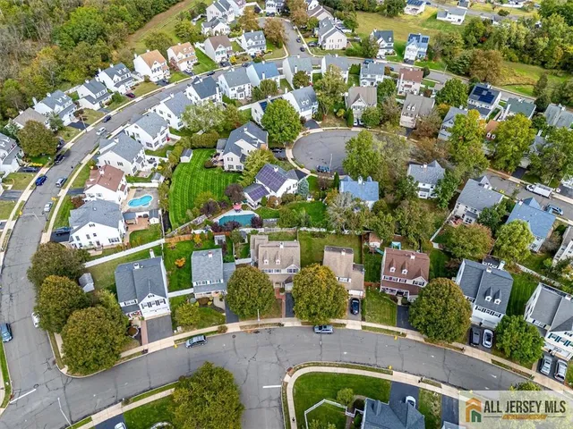 $789,000 | 17 Providence Boulevard, Kendall Park, NJ 08824