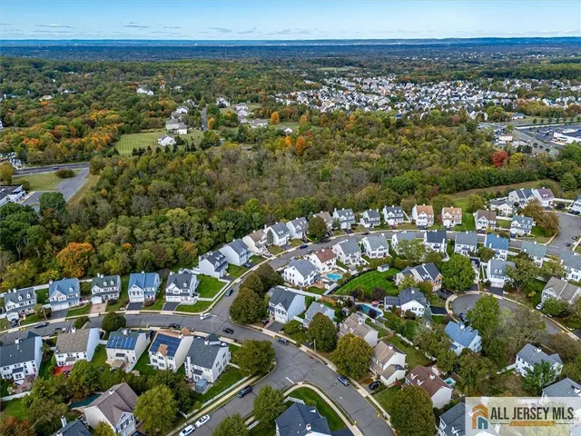 $789,000 | 17 Providence Boulevard, Kendall Park, NJ 08824