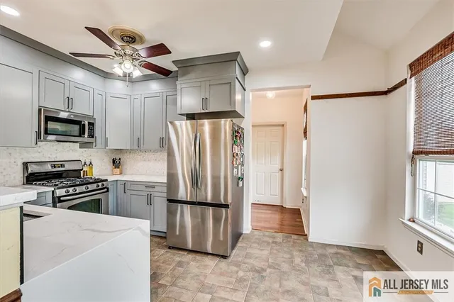 $789,000 | 17 Providence Boulevard, Kendall Park, NJ 08824