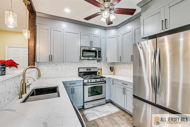 $789,000 | 17 Providence Boulevard, Kendall Park, NJ 08824