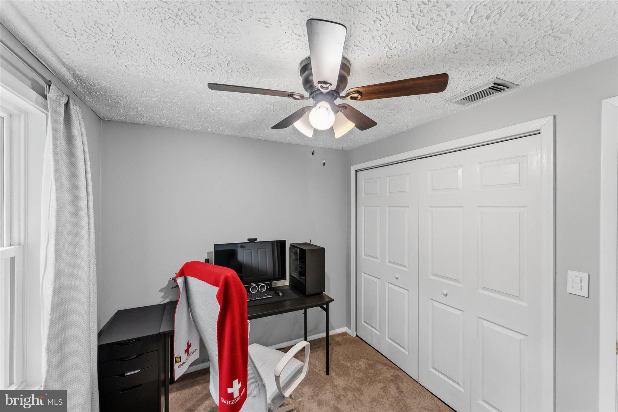 8794 Newington Commons Road Lorton, VA 22079 - Photo 24 of 29 Gallery Image 24
