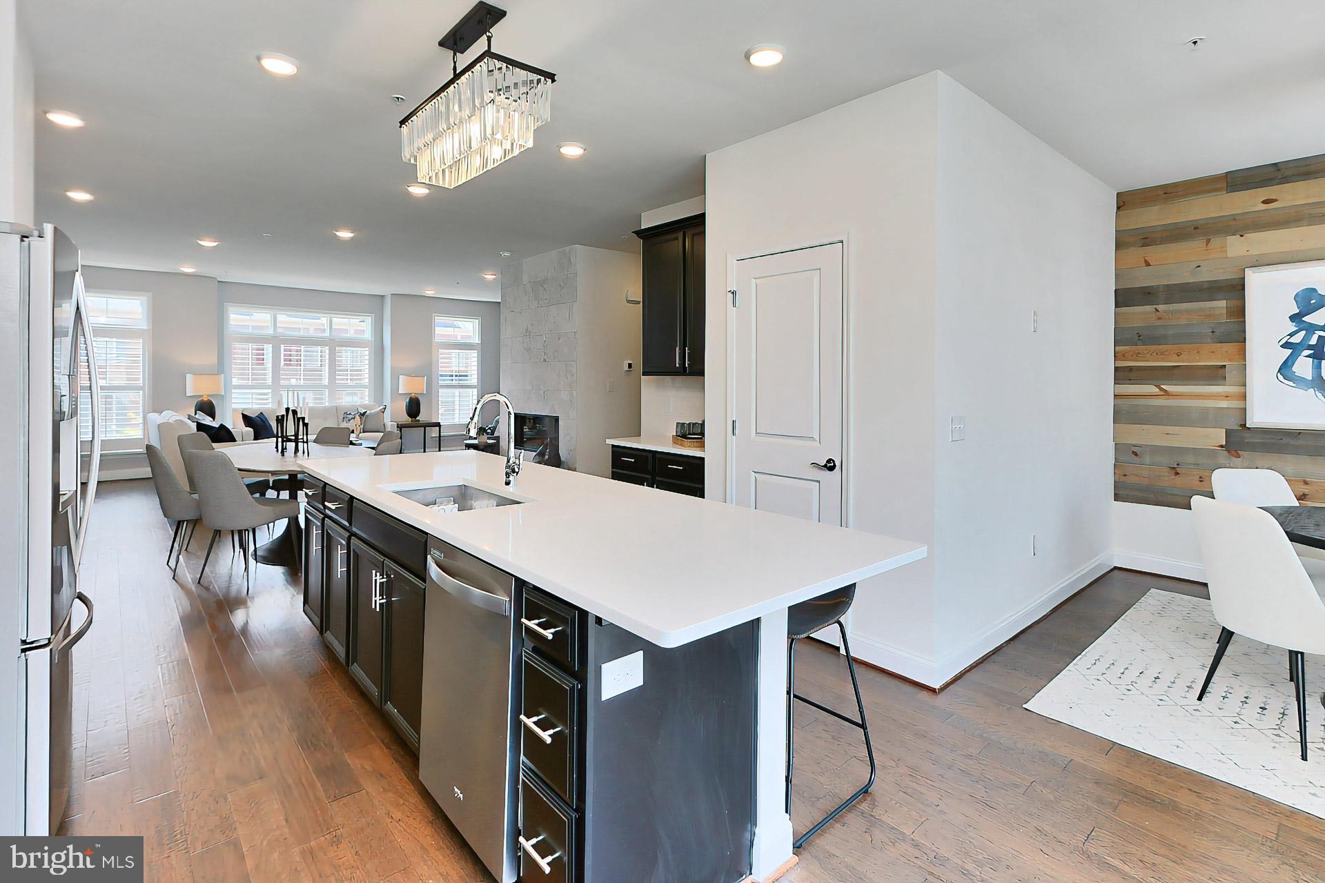 22574 Windsor Locks Square Ashburn, VA 20148 - Photo 20 of 51 Opens Into another Versatile Space