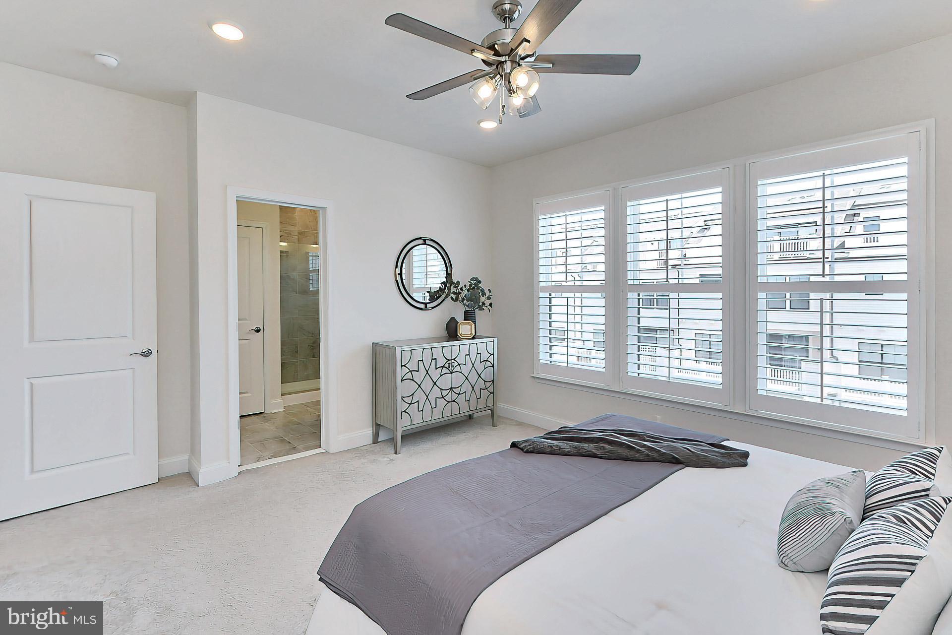 22574 Windsor Locks Square Ashburn, VA 20148 - Photo 25 of 51 New Ceiling Fan and Walk In Clst w/ En-Suite Bath