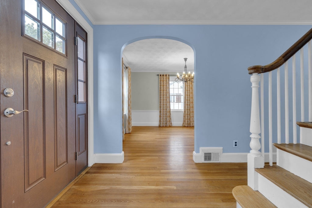 3 Livermore Road Belmont, MA 02478 - Photo 5 of 36 Gallery Image 5