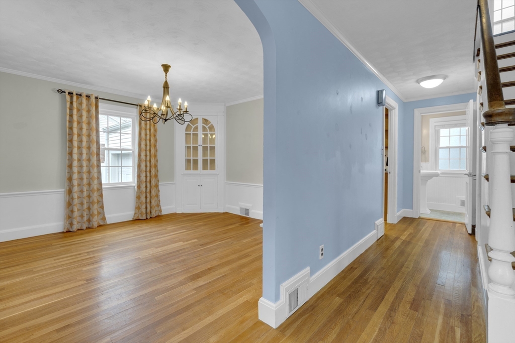 3 Livermore Road Belmont, MA 02478 - Photo 6 of 36 Gallery Image 6