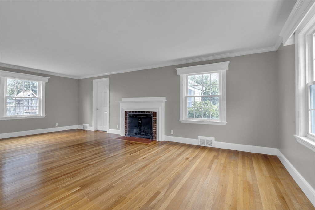 3 Livermore Road Belmont, MA 02478 - Photo 9 of 36 Gallery Image 9
