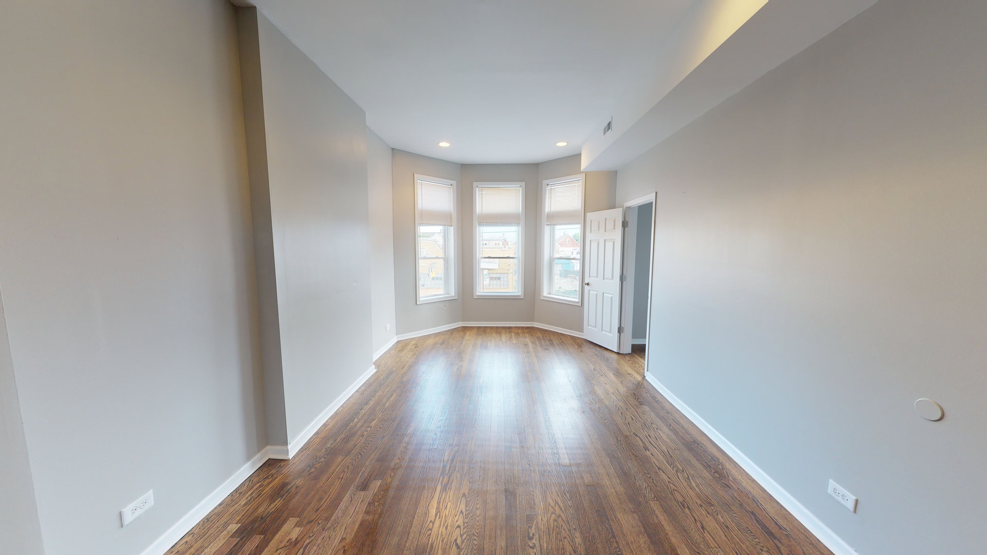 2130 West Cermak Road, Unit 2F Chicago, IL 60608 - Photo 7 of 19