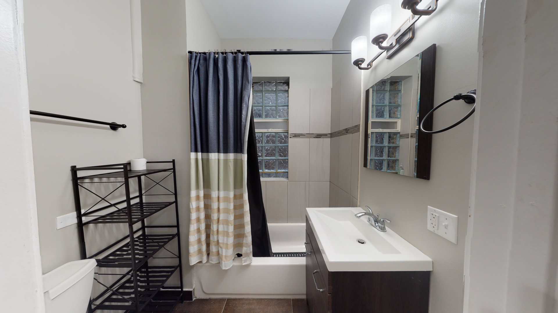 2130 West Cermak Road, Unit 2F Chicago, IL 60608 - Photo 10 of 19
